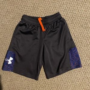 Under Armour Youth Small Shorts